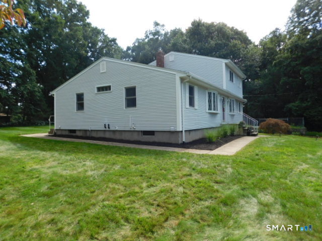 12 Rozum Circle Prospect CT 06712