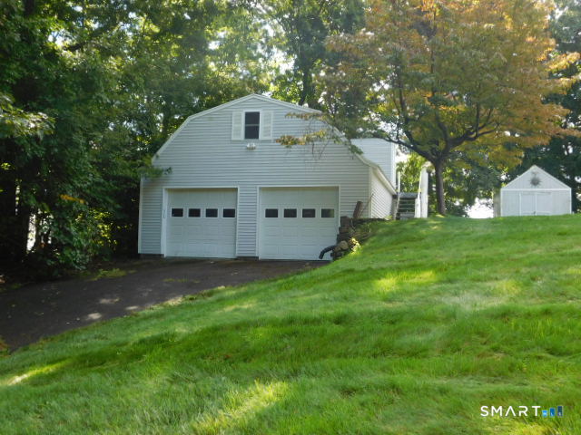 12 Rozum Circle Prospect CT 06712