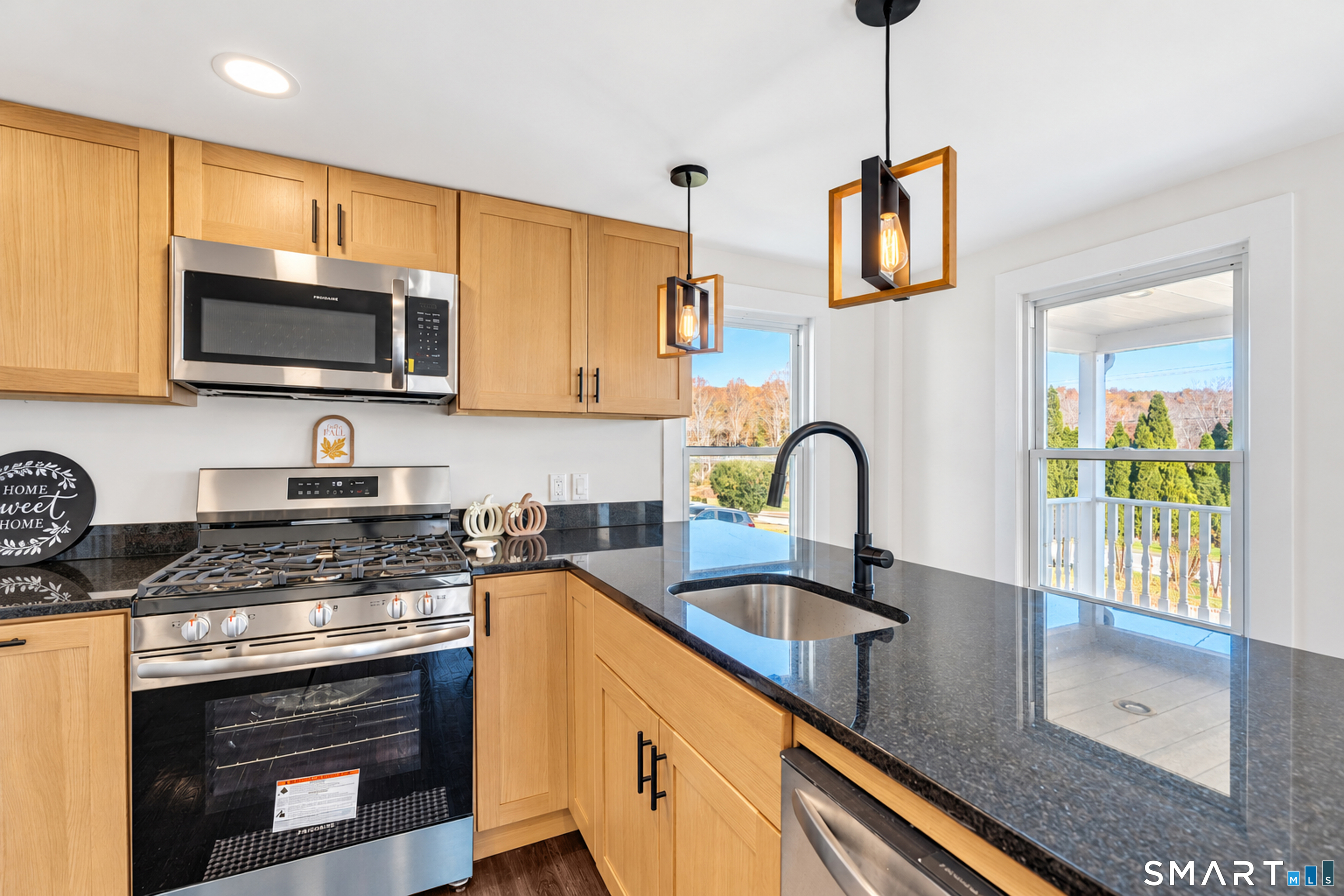 292 Old Colchester Road Montville CT 06382
