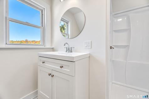 292 Old Colchester Road Montville CT 06382