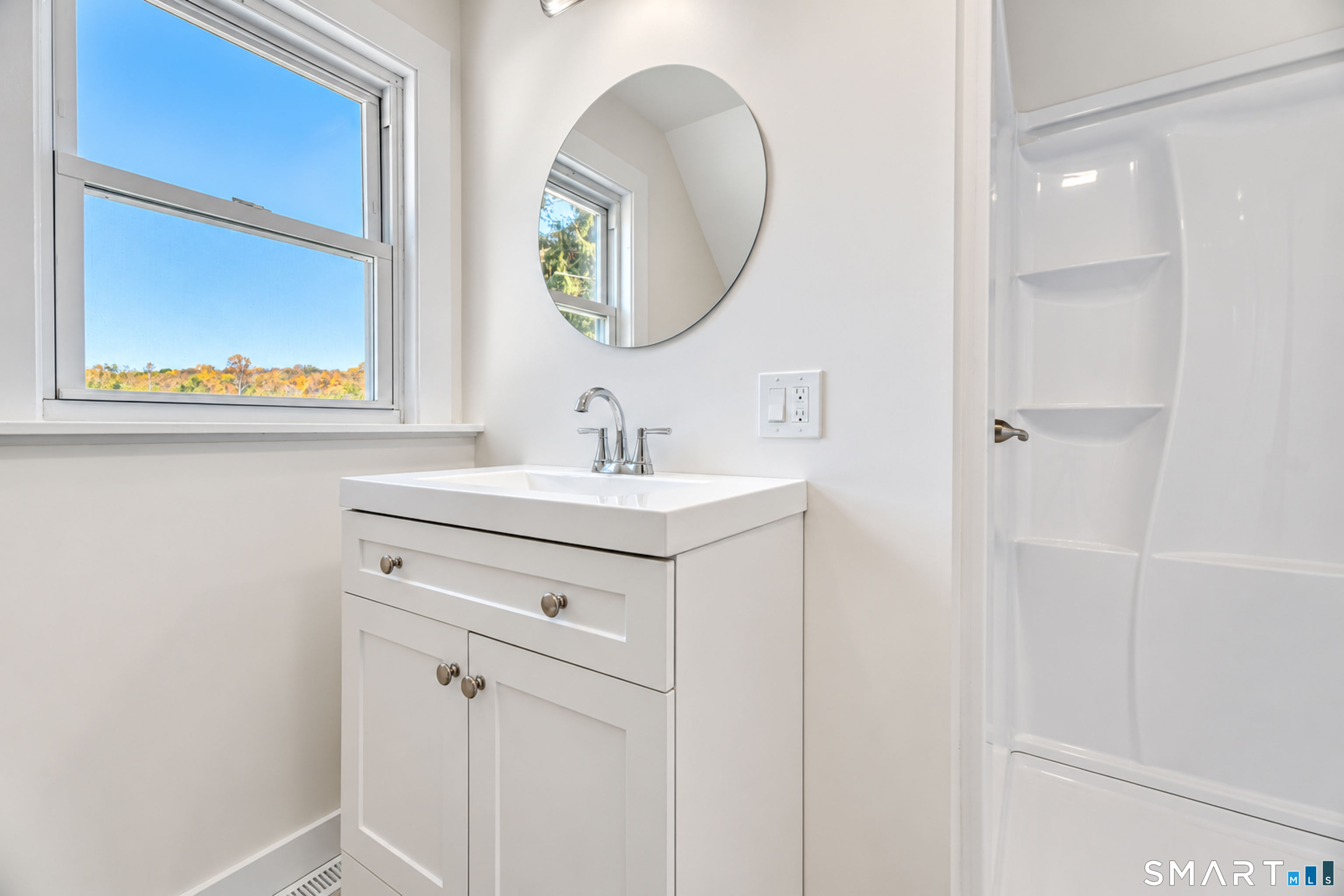 292 Old Colchester Road Montville CT 06382