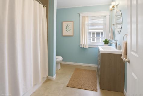 132 Grove Street Putnam CT 06260