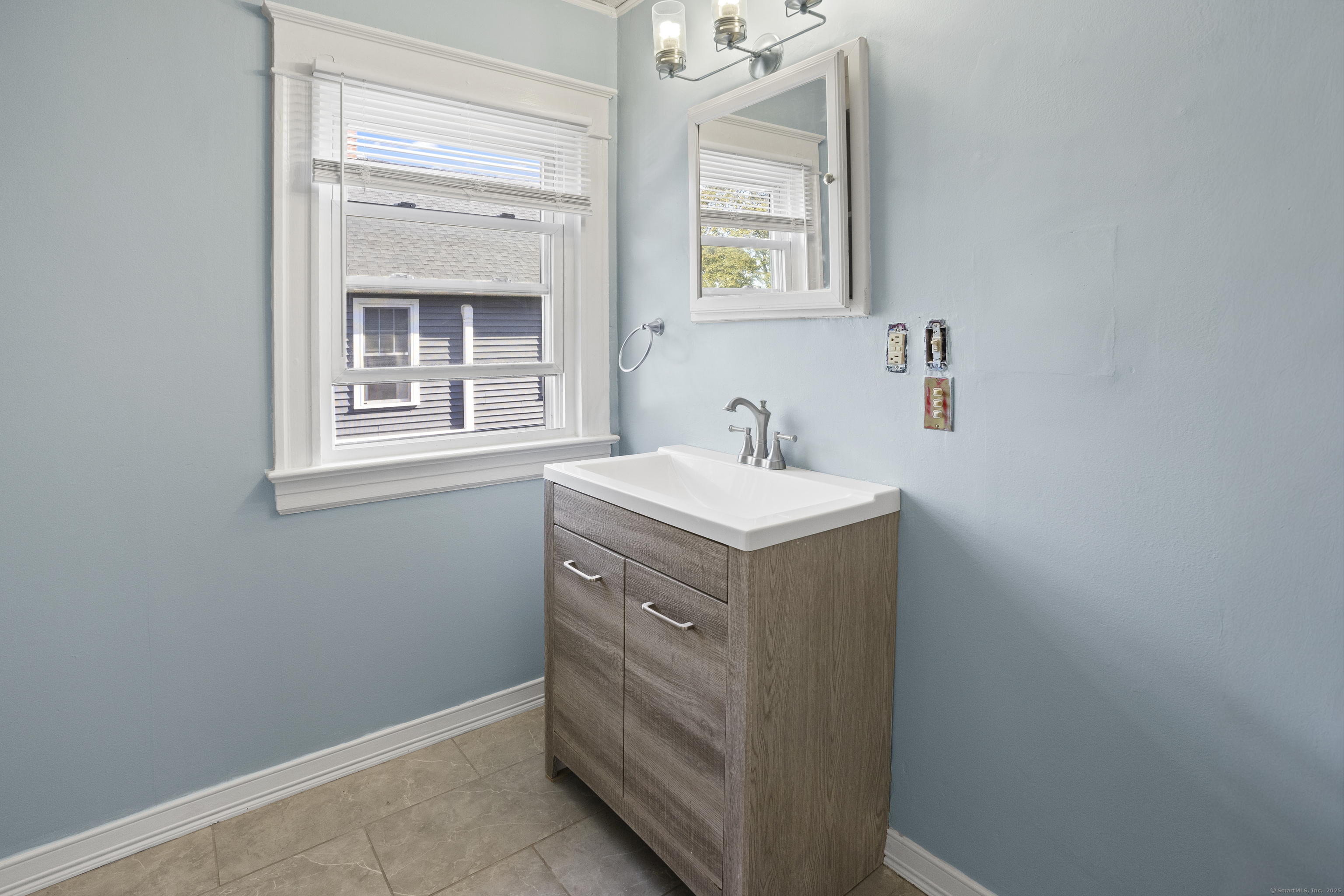 132 Grove Street Putnam CT 06260