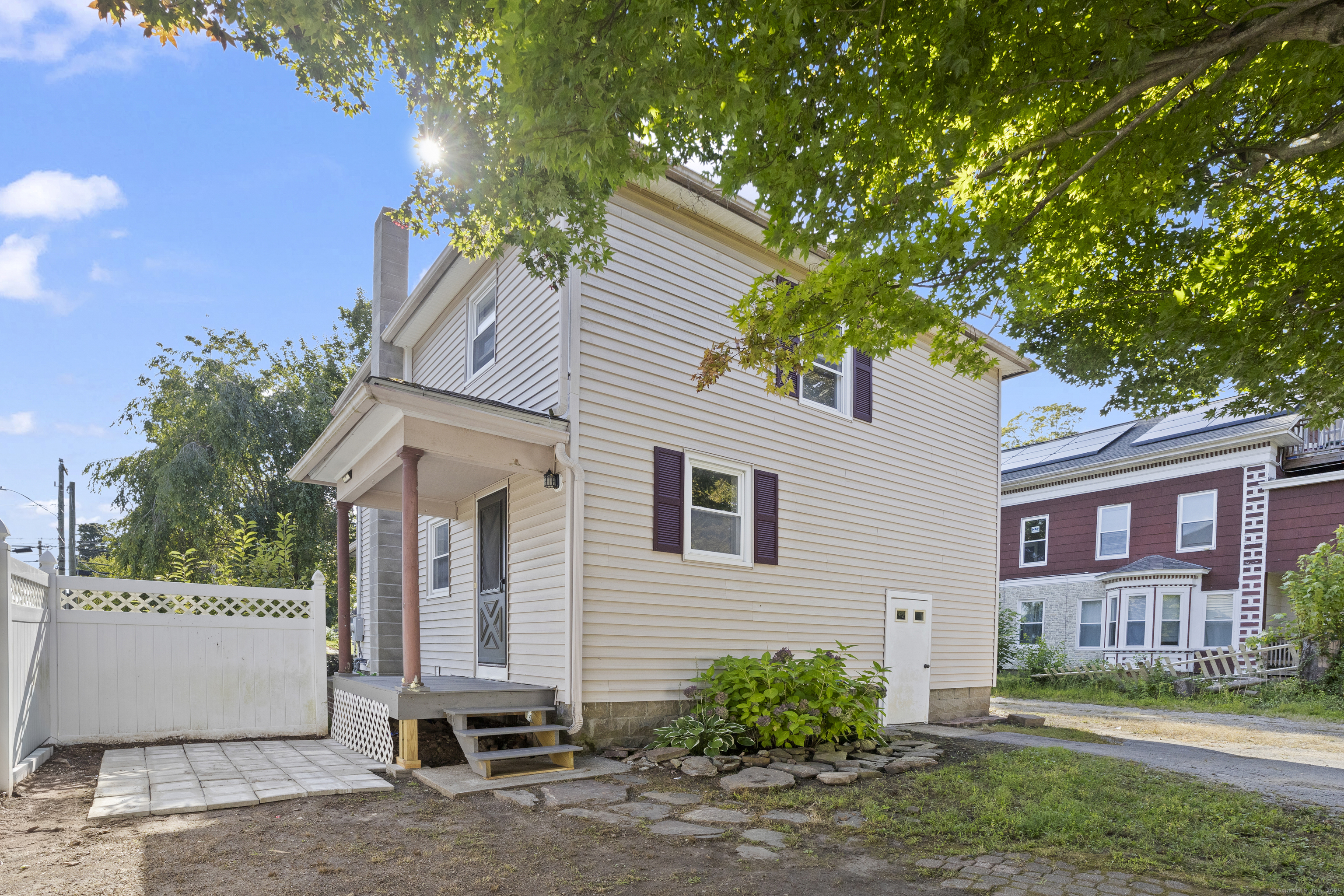 132 Grove Street Putnam CT 06260