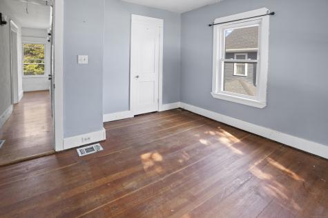 132 Grove Street Putnam CT 06260