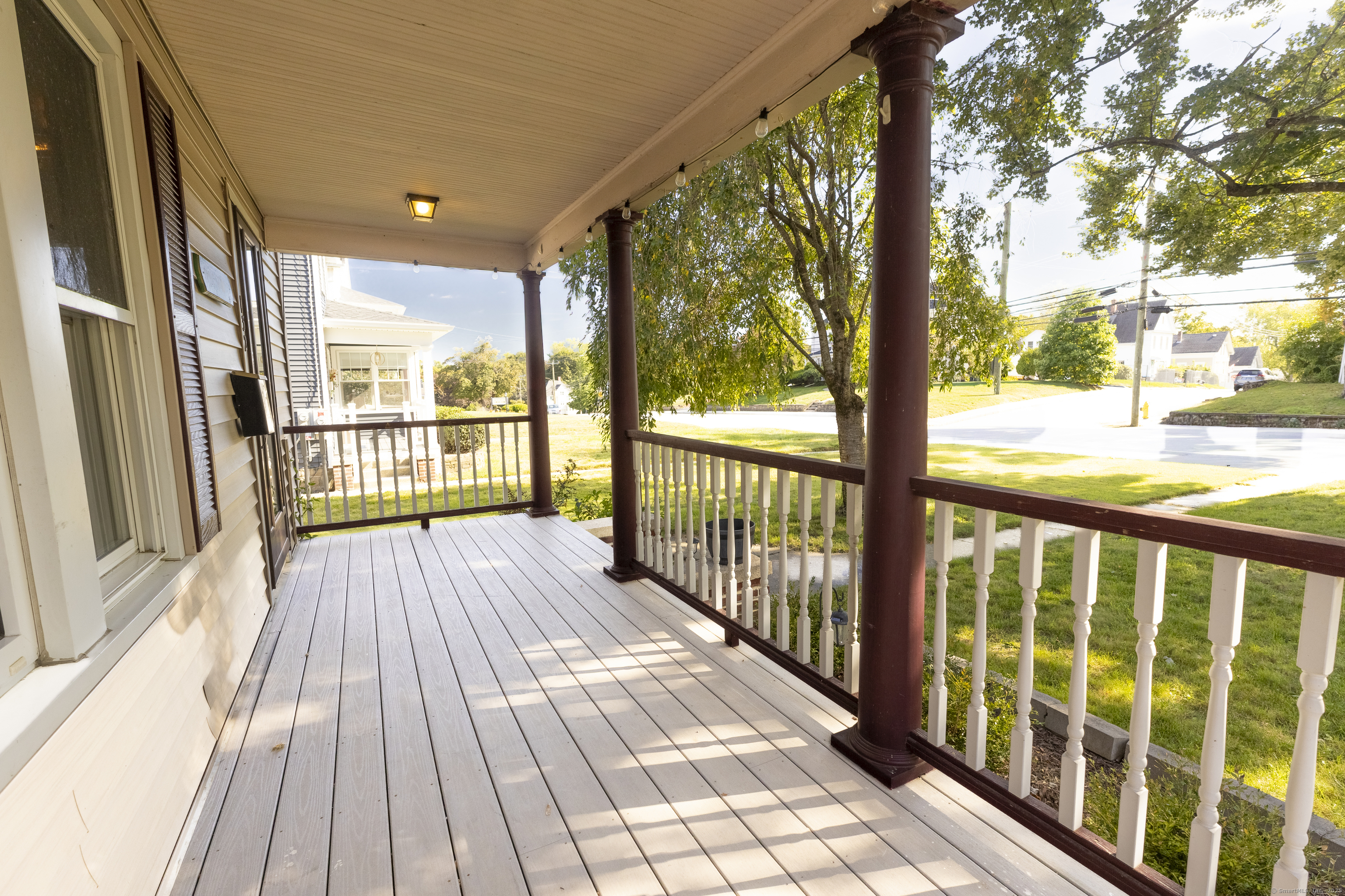 132 Grove Street Putnam CT 06260