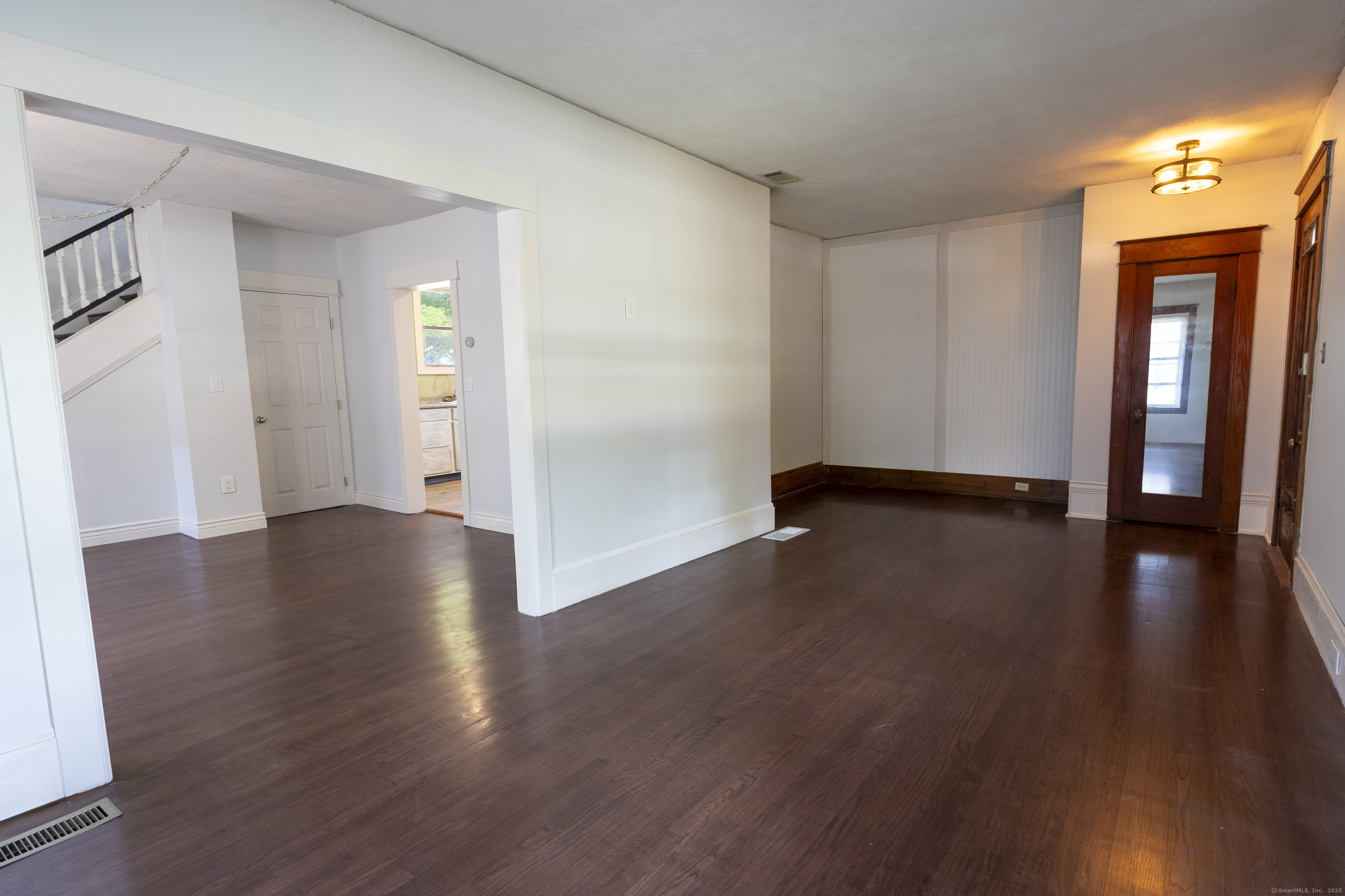 132 Grove Street Putnam CT 06260