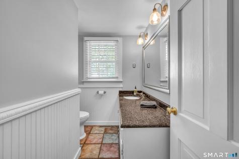 14 Dinglebrook Lane Newtown CT 06470