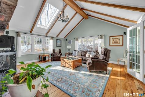 14 Dinglebrook Lane Newtown CT 06470