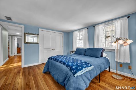 14 Dinglebrook Lane Newtown CT 06470