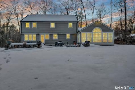 14 Dinglebrook Lane Newtown CT 06470