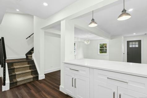 26 Dodgingtown Road Newtown CT 06470
