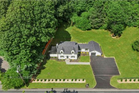 26 Dodgingtown Road Newtown CT 06470