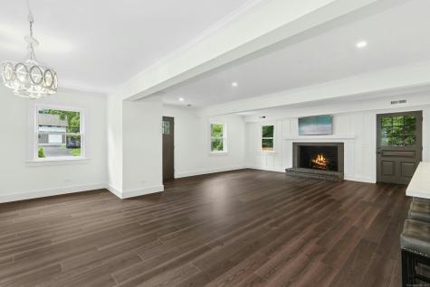 26 Dodgingtown Road Newtown CT 06470