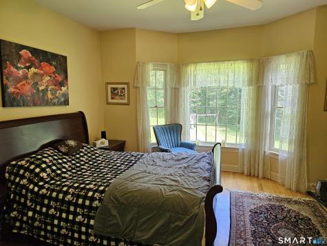 16 Gate Post Lane Woodbury CT 06798