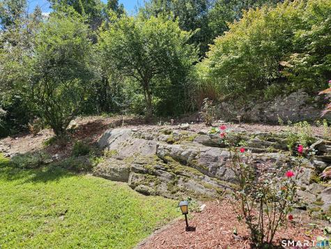 16 Gate Post Lane Woodbury CT 06798