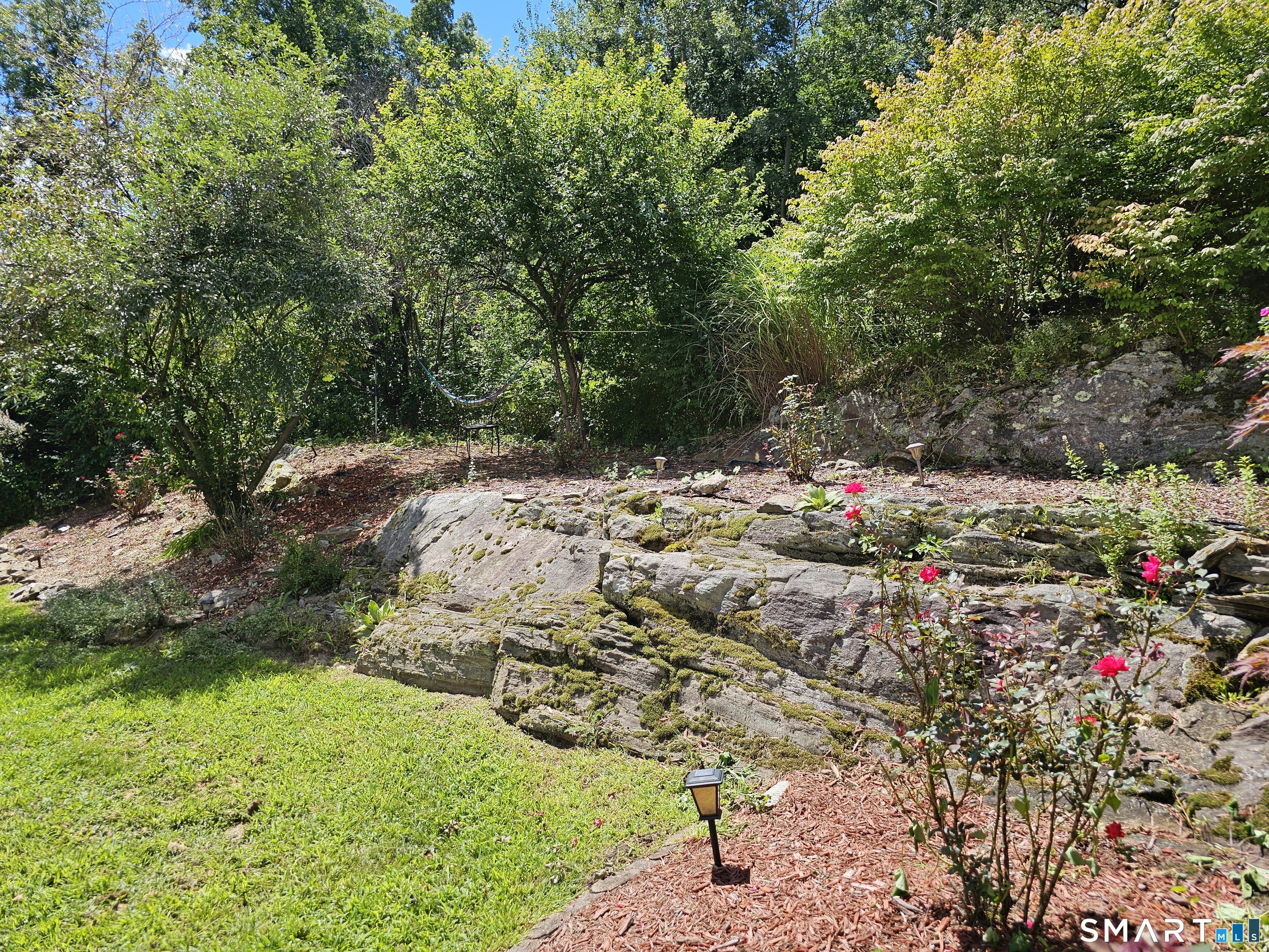 16 Gate Post Lane Woodbury CT 06798