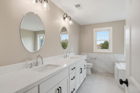 6 Fiddlehead Place Suffield CT 06078