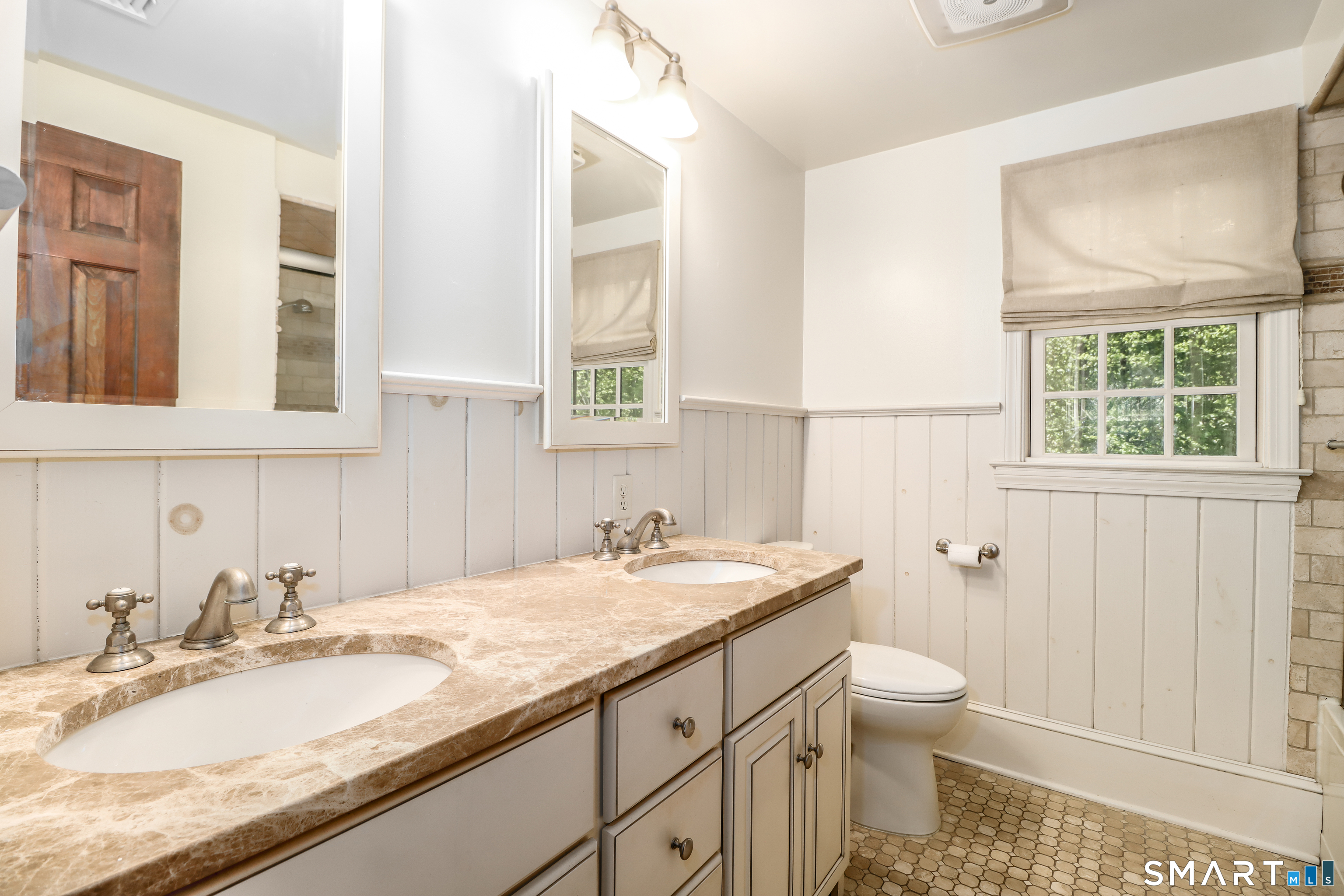 6 Brookdale Lane Brookfield CT 06804