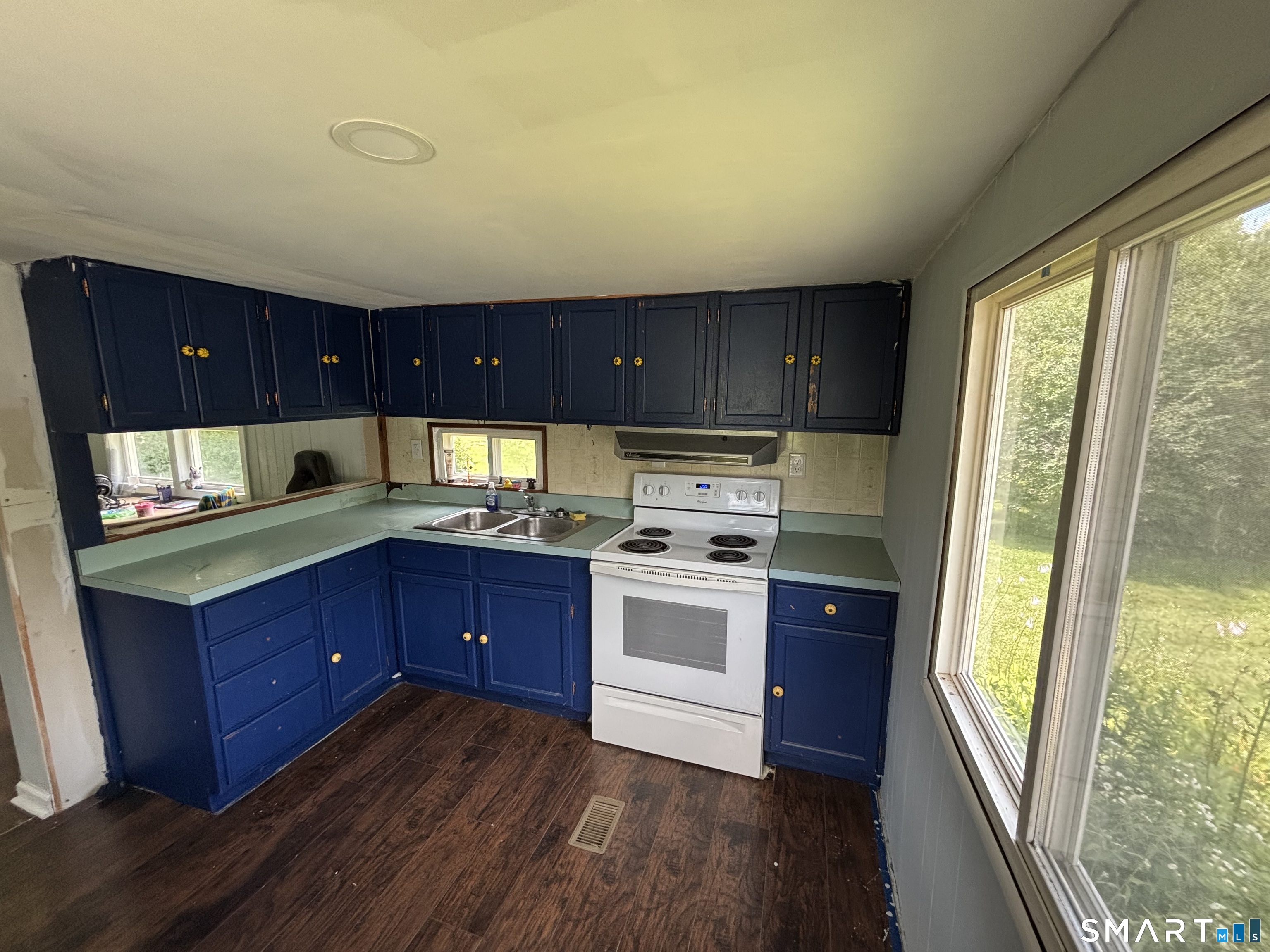 49 Erin Drive Plainfield CT 06374