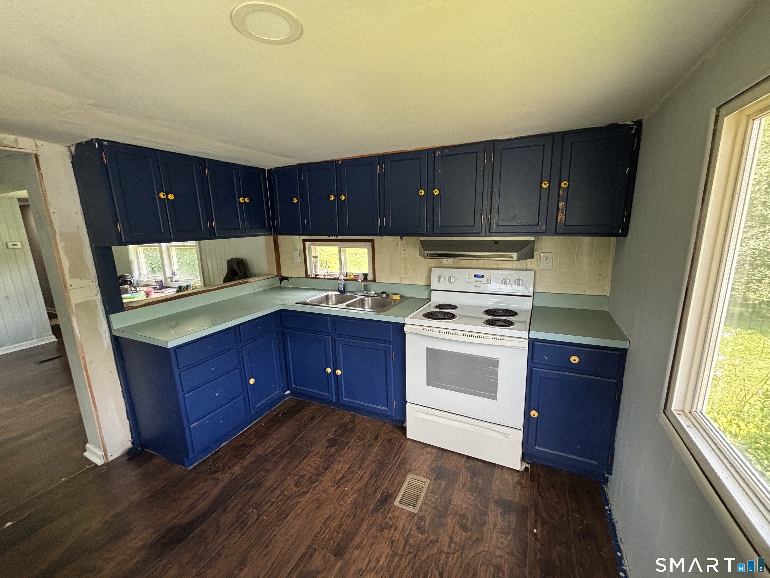49 Erin Drive Plainfield CT 06374