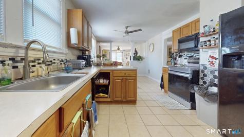 156 Highland Avenue West Haven CT 06516