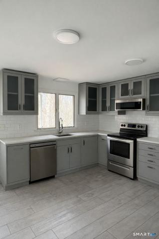 14 Boxwood Lane Norwich CT 06360