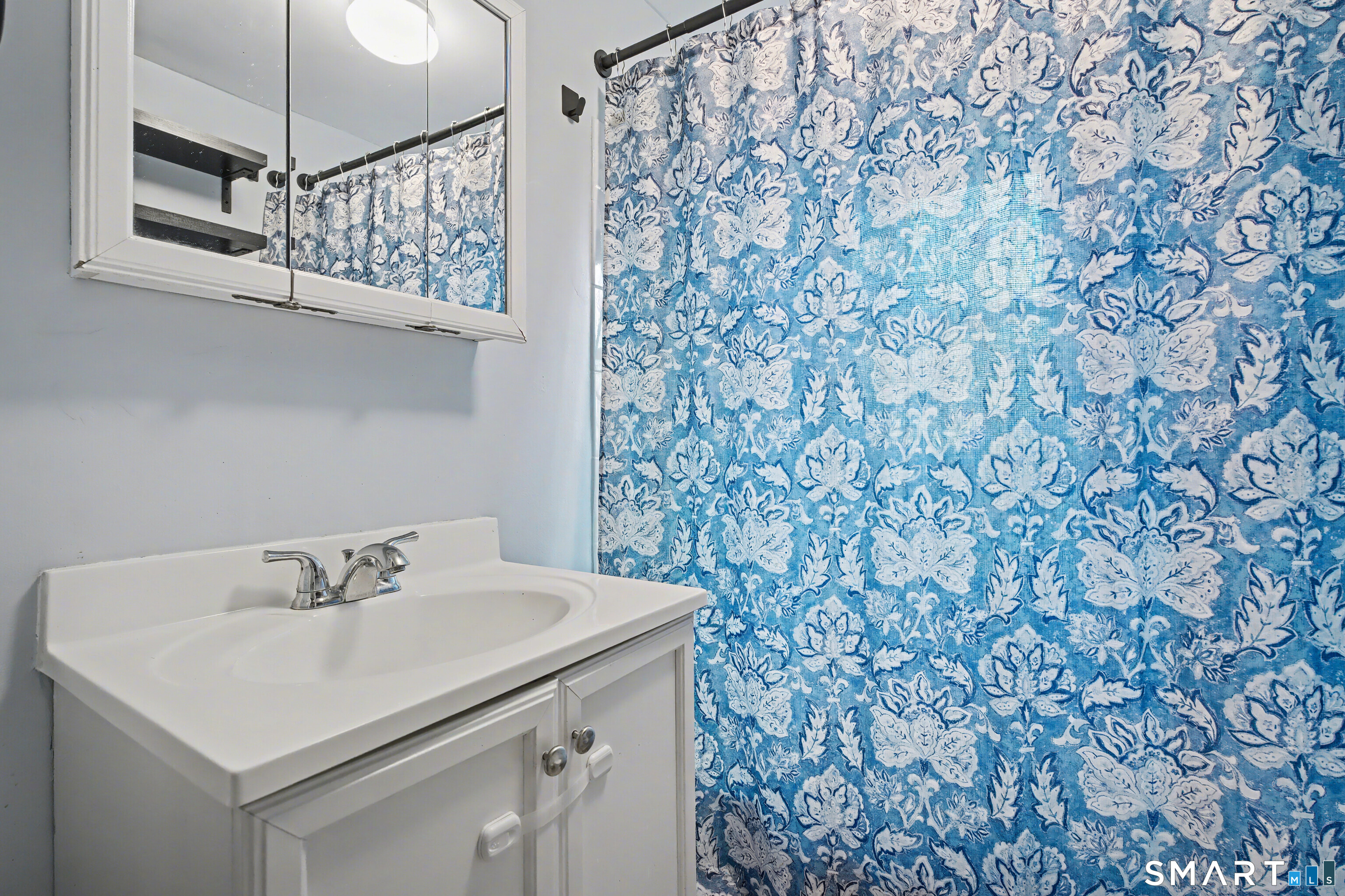 95 Kitemaug Road Montville CT 06382