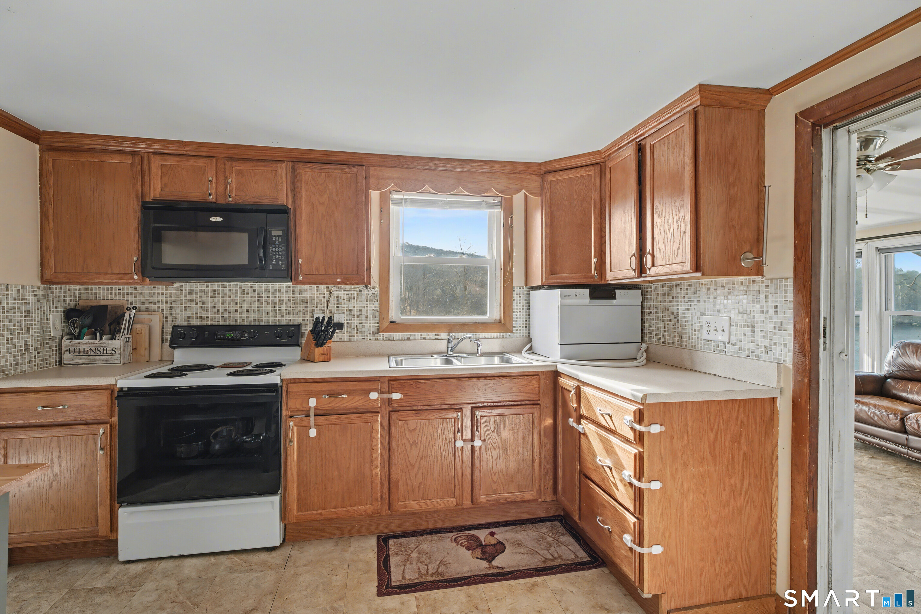 95 Kitemaug Road Montville CT 06382