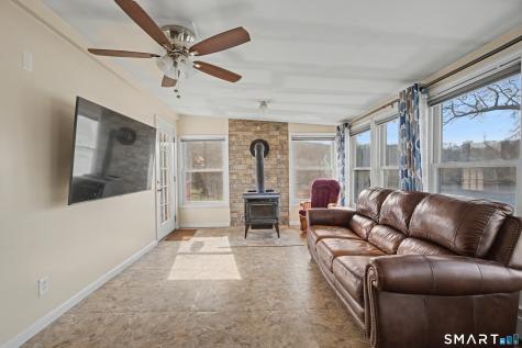 95 Kitemaug Road Montville CT 06382