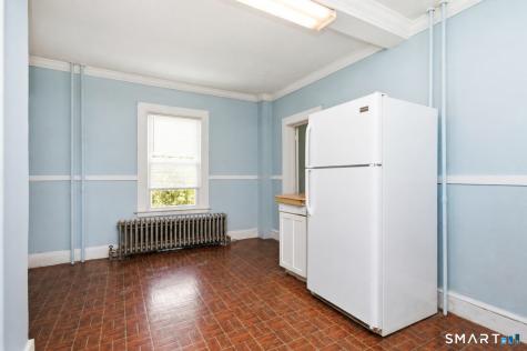 19 Homestead Street Manchester CT 06042