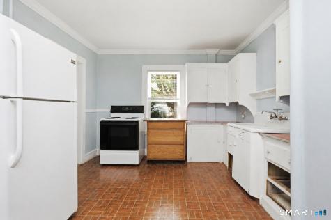 19 Homestead Street Manchester CT 06042