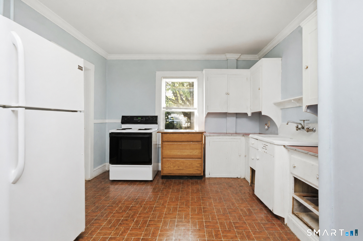 19 Homestead Street Manchester CT 06042