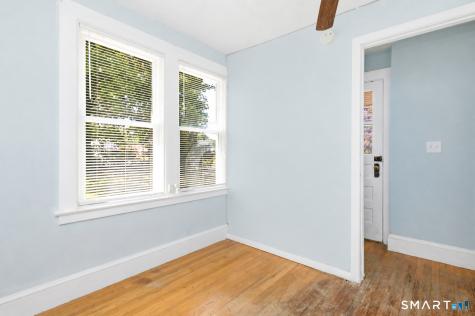 19 Homestead Street Manchester CT 06042