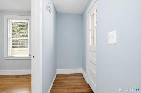 19 Homestead Street Manchester CT 06042