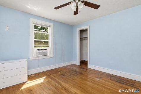 19 Homestead Street Manchester CT 06042