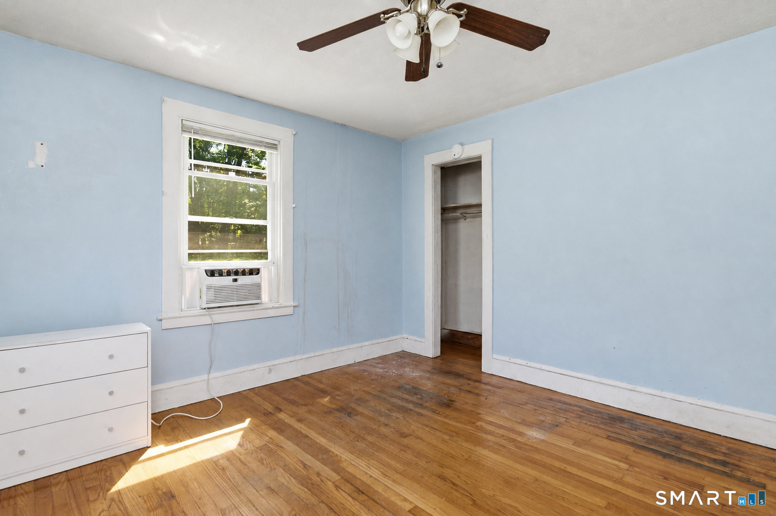 19 Homestead Street Manchester CT 06042
