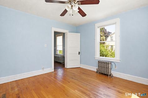 19 Homestead Street Manchester CT 06042