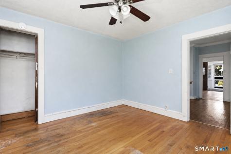 19 Homestead Street Manchester CT 06042