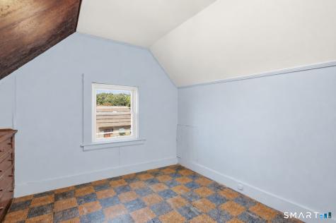 19 Homestead Street Manchester CT 06042