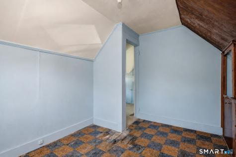 19 Homestead Street Manchester CT 06042