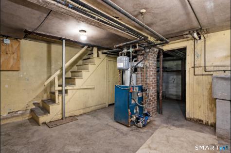 19 Homestead Street Manchester CT 06042