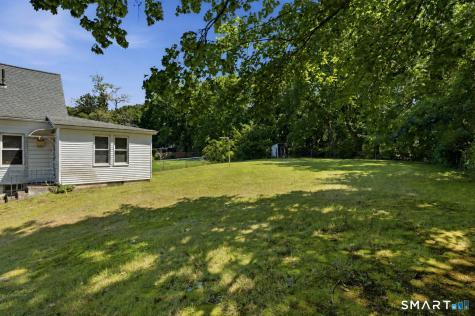 19 Homestead Street Manchester CT 06042