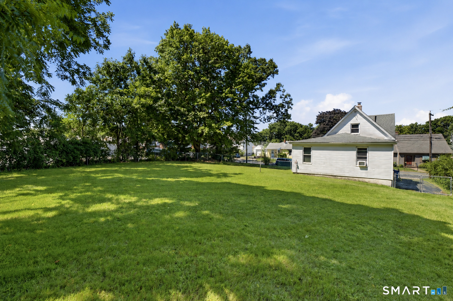 19 Homestead Street Manchester CT 06042