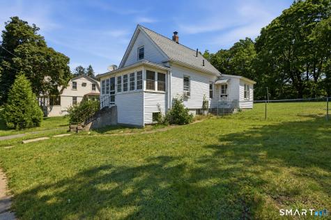 19 Homestead Street Manchester CT 06042