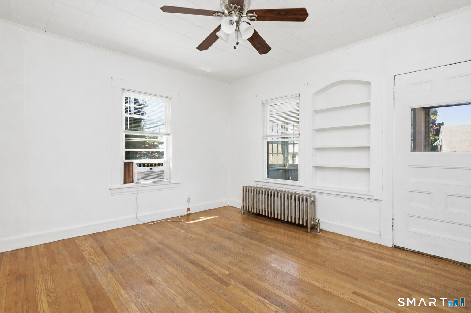 19 Homestead Street Manchester CT 06042