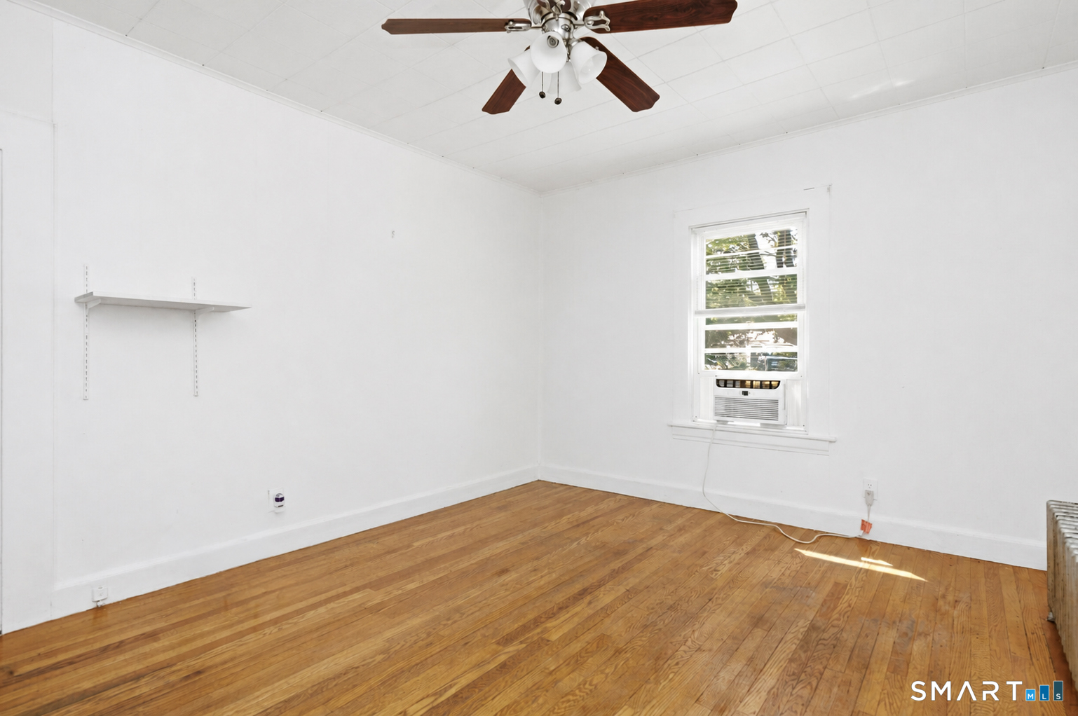 19 Homestead Street Manchester CT 06042
