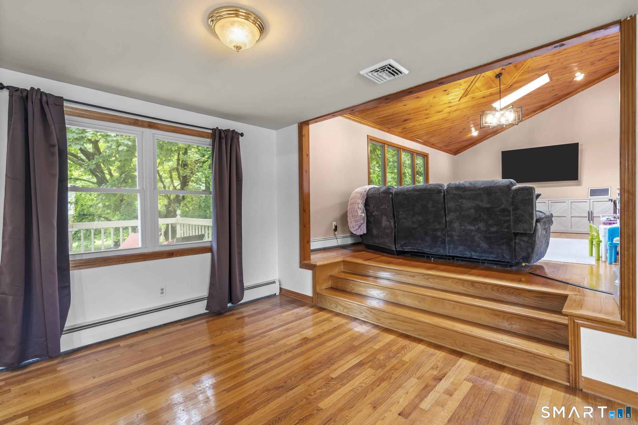 6 Ruta Drive North Branford CT 06472