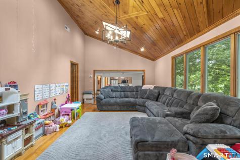 6 Ruta Drive North Branford CT 06472