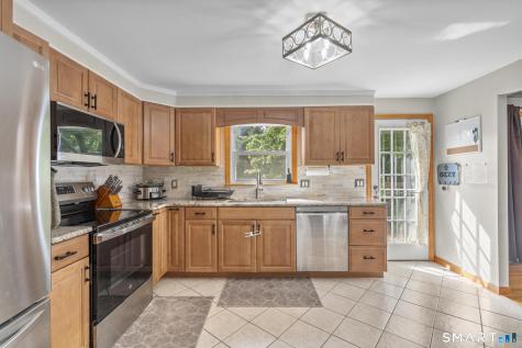 6 Ruta Drive North Branford CT 06472